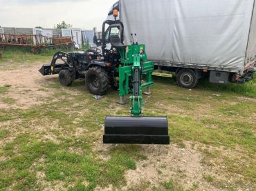 Traktor s prislusenstvom